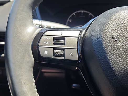 Certified 2024 Honda HR-V EX-L image 23