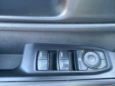 Used 2020 Chevrolet Silverado 1500 Custom Trail Boss w/ Custom Convenience Package AWD/4WD image 11