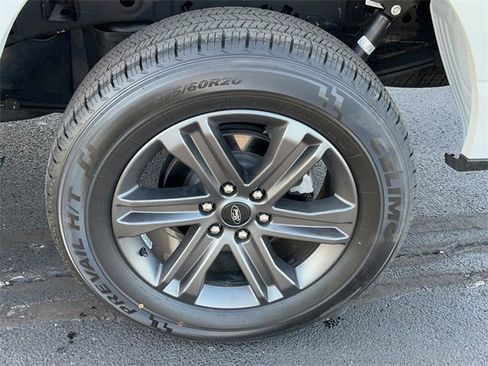 Used 2023 Ford F150 XLT w/ Equipment Group 302A High image 9