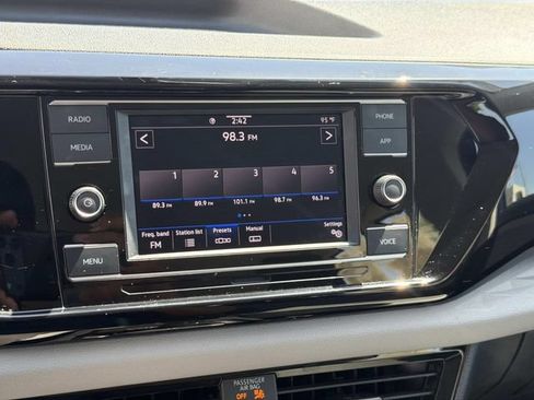 Used 2023 Volkswagen Taos S FWD image 21
