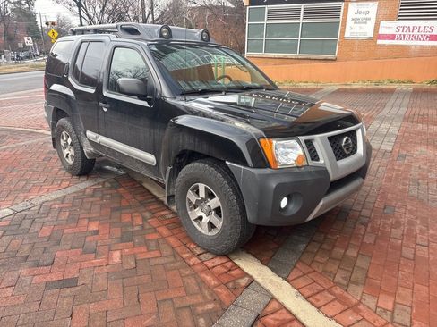 Used 2011 Nissan Xterra PRO-4X w/ Pro-4x Leather Pkg image 1