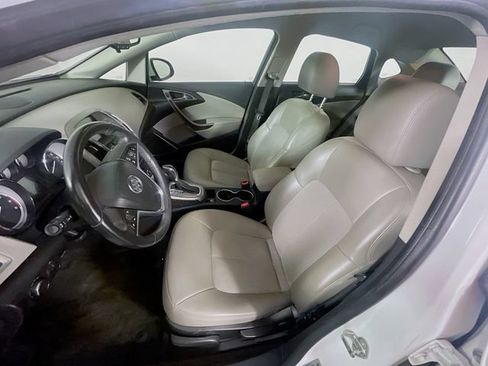 Used 2016 Buick Verano FWD image 20