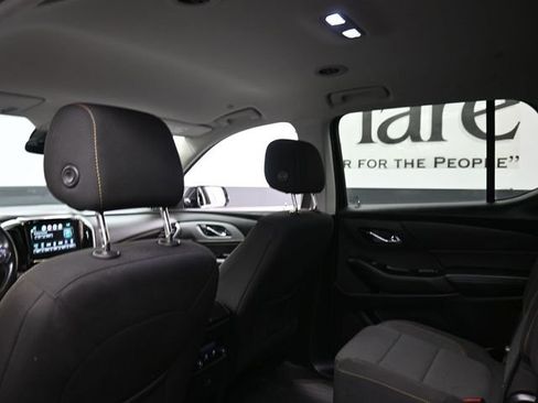 Used 2019 Chevrolet Traverse LT image 25