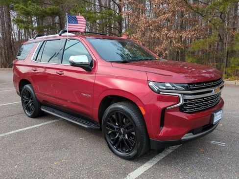 Used 2021 Chevrolet Tahoe Premier w/ Premium Package image 2