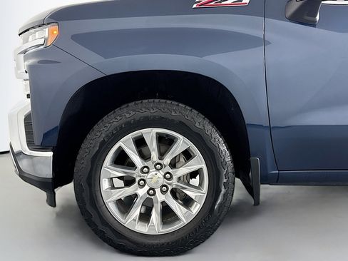 Used 2019 Chevrolet Silverado 1500 LTZ image 9