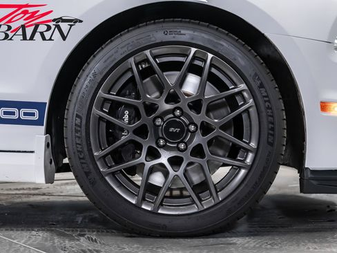 Used 2014 Ford Mustang Shelby GT500 w/ Equipment Group 821A image 16