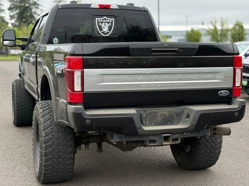 Used 2021 Ford F350 Platinum w/ Tremor Off-Road Package AWD/4WD image 3