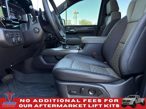 Used 2024 Chevrolet Silverado 1500 ZR2 w/ Technology Package AWD/4WD image 17