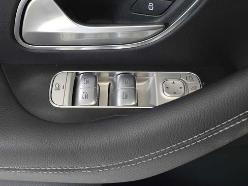Used 2026 Mercedes-Benz GLS 450 4MATIC image 24