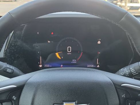 Certified 2026 Chevrolet Trax LT w/ Driver Confidence Package FWD image 29