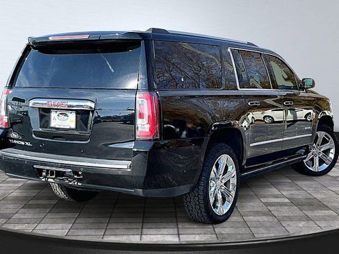 Used 2019 GMC Yukon XL Denali w/ Open Road Package image 2