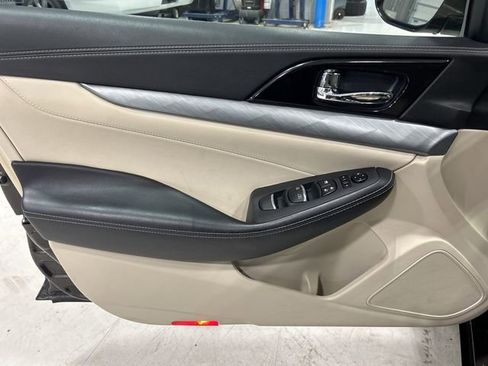 Used 2016 Nissan Maxima 3.5 SL FWD image 20