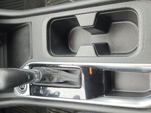 Used 2024 Nissan Sentra SV w/ All-Weather Package FWD image 10
