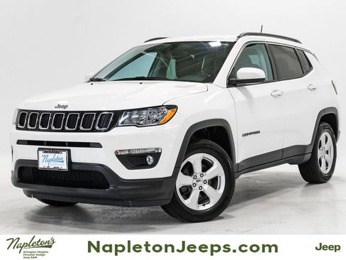 Used 2019 Jeep Compass Latitude w/ Popular Equipment Group AWD/4WD image 1