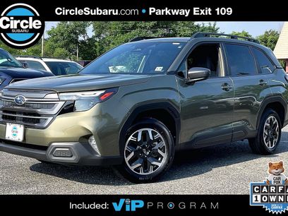 Used 2025 Subaru Forester Premium w/ Convenience Package #1
