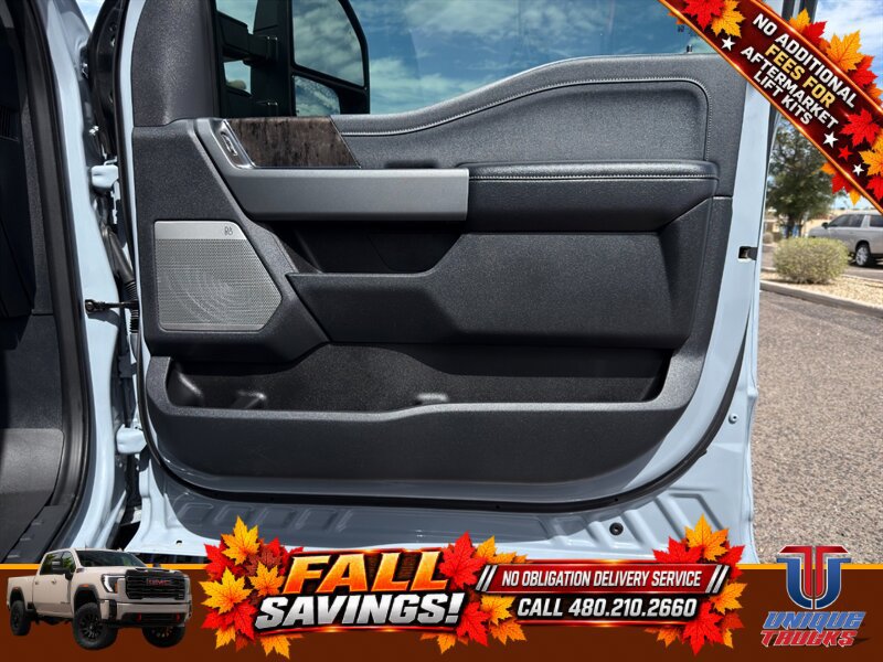 Used 2024 Ford F250 Lariat w/ Sport Appearance Package AWD/4WD image 32