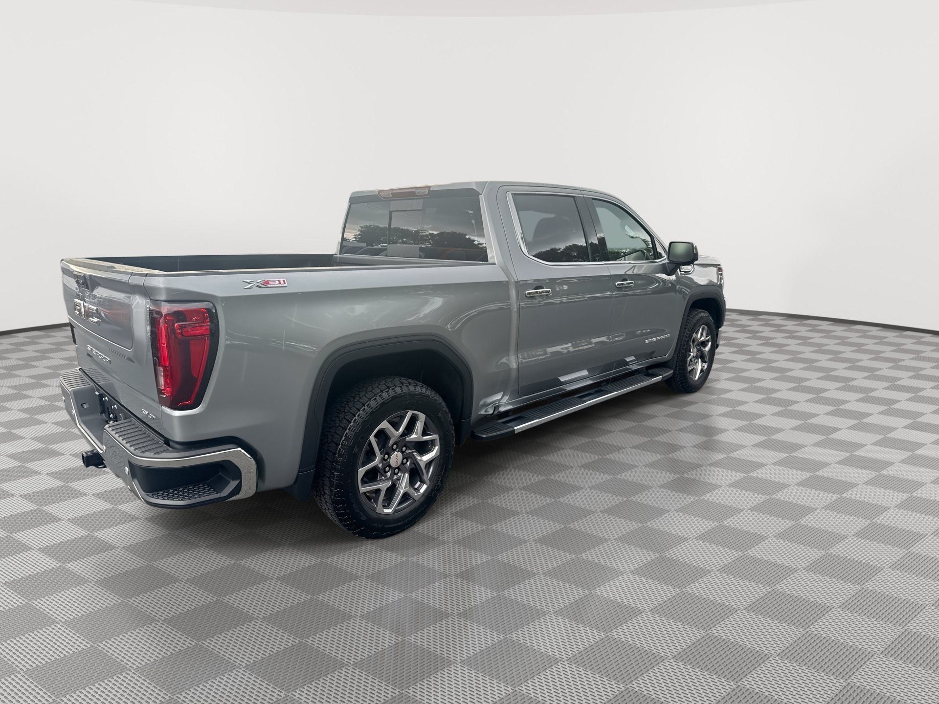 New 2026 GMC Sierra 1500 SLT w/ SLT Premium Plus Package AWD/4WD image 8