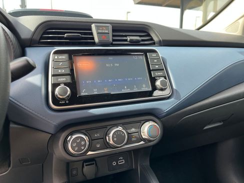 Used 2025 Nissan Versa SV image 20