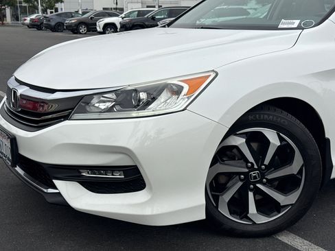 Used 2016 Honda Accord EX-L image 3