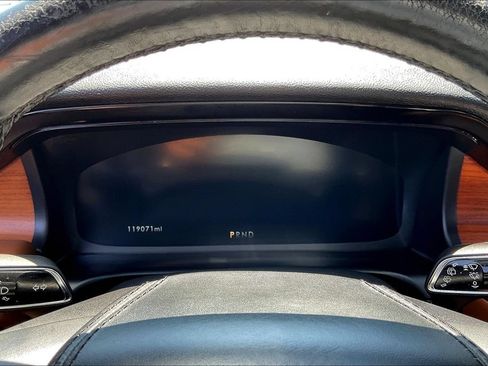 Used 2020 Lincoln Aviator Reserve w/ Elements Package Plus AWD/4WD image 13