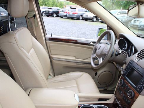 Used 2011 Mercedes-Benz GL 450 GL 450 4MATIC AWD 4dr SUV image 11