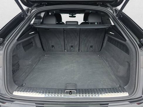 Used 2023 Audi Q8 Prestige AWD/4WD image 12
