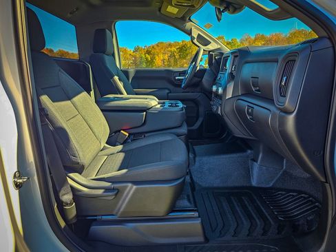 New 2026 GMC Sierra 1500 Pro w/ Pro Value Package image 30