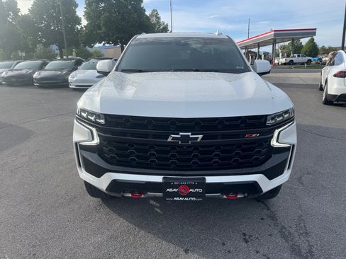 Used 2023 Chevrolet Tahoe Z71 w/ Luxury Package AWD/4WD image 8