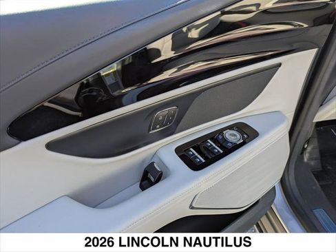 New 2026 Lincoln Nautilus Premier image 7