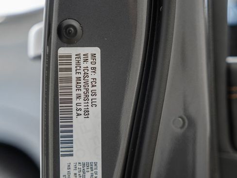 New 2024 Jeep Grand Wagoneer Series III w/ HD Trailer Tow Package image 47