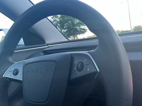 Used 2025 Tesla Model 3 RWD image 23