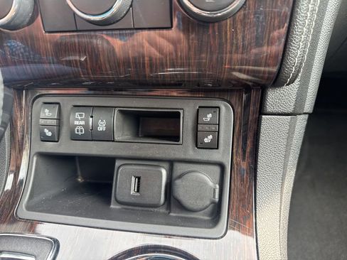 Used 2016 Chevrolet Traverse LT FWD image 37