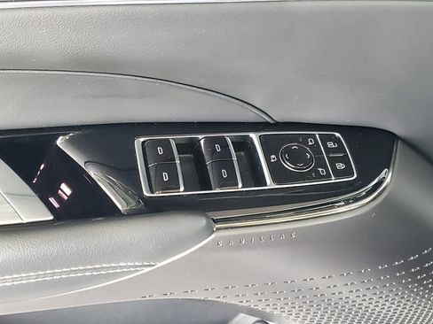 Used 2024 Cadillac Lyriq Luxury RWD image 15