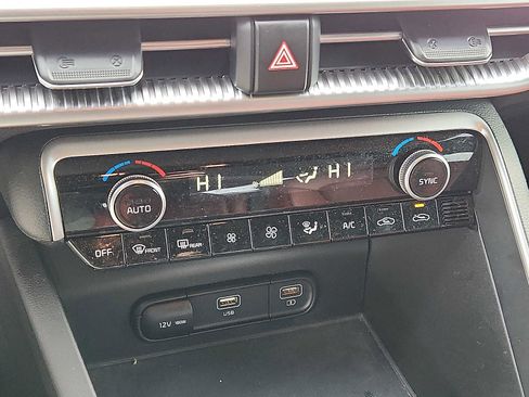 Used 2024 Kia K5 GT-Line w/ GT-Line Premium Package image 15