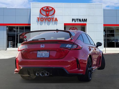 Used 2025 Honda Civic Type R image 4