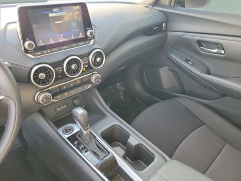 Certified 2023 Nissan Sentra SV image 33