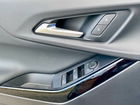 New 2026 Chevrolet Equinox LT w/ Safety and Technology Package image 54