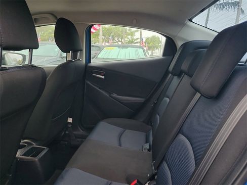 Used 2018 Toyota Yaris iA image 8