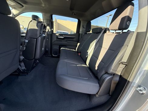 Used 2023 Chevrolet Silverado 1500 LT AWD/4WD image 24