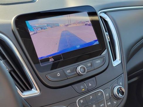 Used 2023 Chevrolet Malibu LT image 20