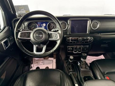 Used 2021 Jeep Wrangler Unlimited Sahara w/ Uconnect 4C Nav & Sound Group image 22