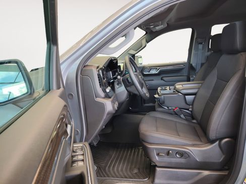 Used 2024 Chevrolet Silverado 1500 LT AWD/4WD image 22
