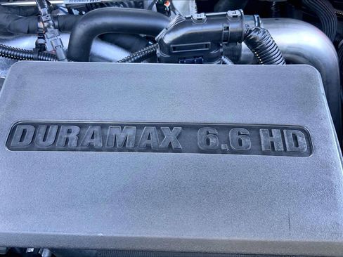 Used 2024 Chevrolet Silverado 2500 LTZ w/ LTZ Convenience Package image 33