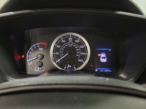 Used 2021 Toyota Corolla LE FWD image 24