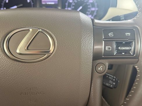 Used 2017 Lexus GX 460 Premium AWD/4WD image 23