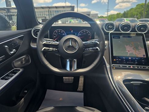 Used 2026 Mercedes-Benz GLC 300 4MATIC image 15