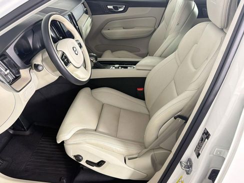 Used 2020 Volvo XC60 T6 Inscription image 4