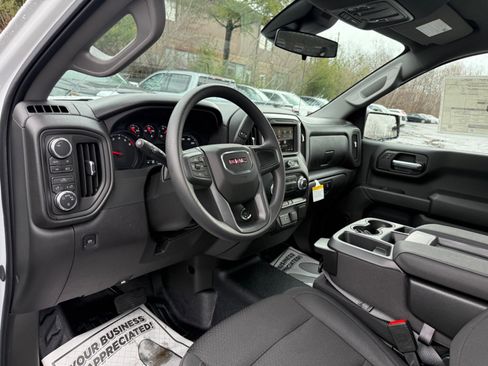 New 2026 GMC Sierra 1500 Pro image 13