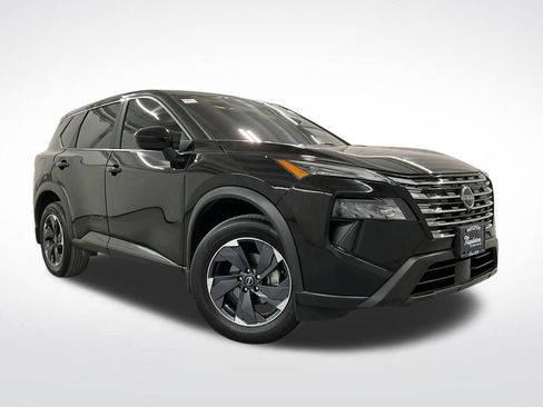 Used 2024 Nissan Rogue SV AWD/4WD image 4