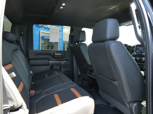 Used 2022 GMC Sierra 2500 AT4 AWD/4WD image 15